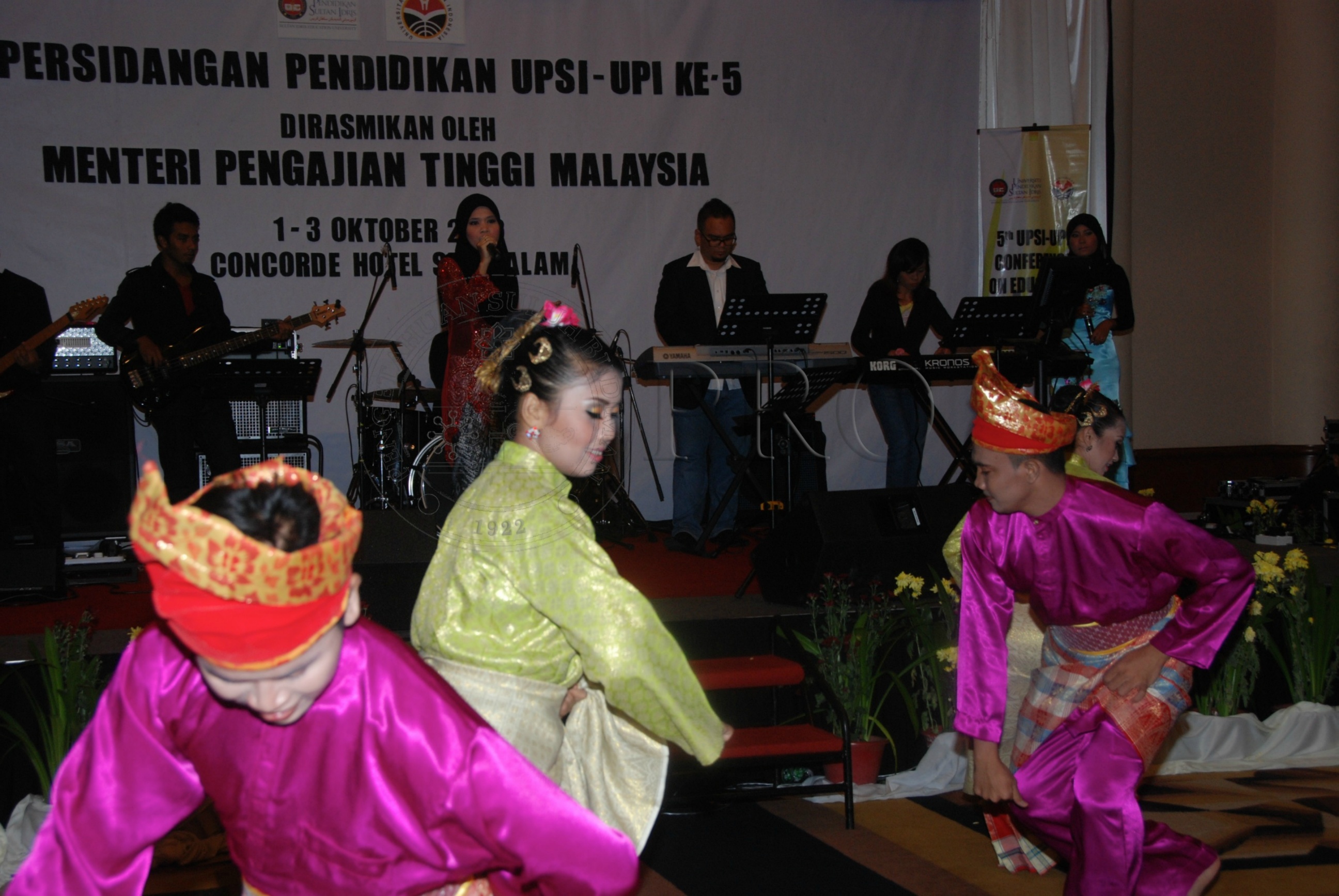 PRO 12 120 upi DSC 6121